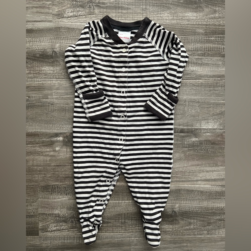 3-6 month Hanna Andersson onesie